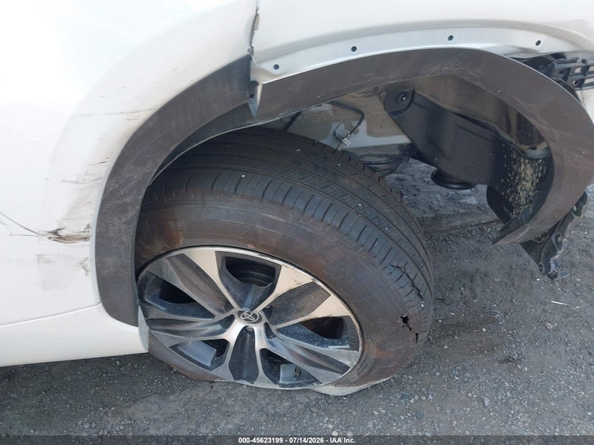 2026 Toyota Highlander VIN 5TDKDRBH5TS600583 IAAI salvage auction — REAR END, Salvage Title, sold $22,100 on 2026-07-28 (photo 6)