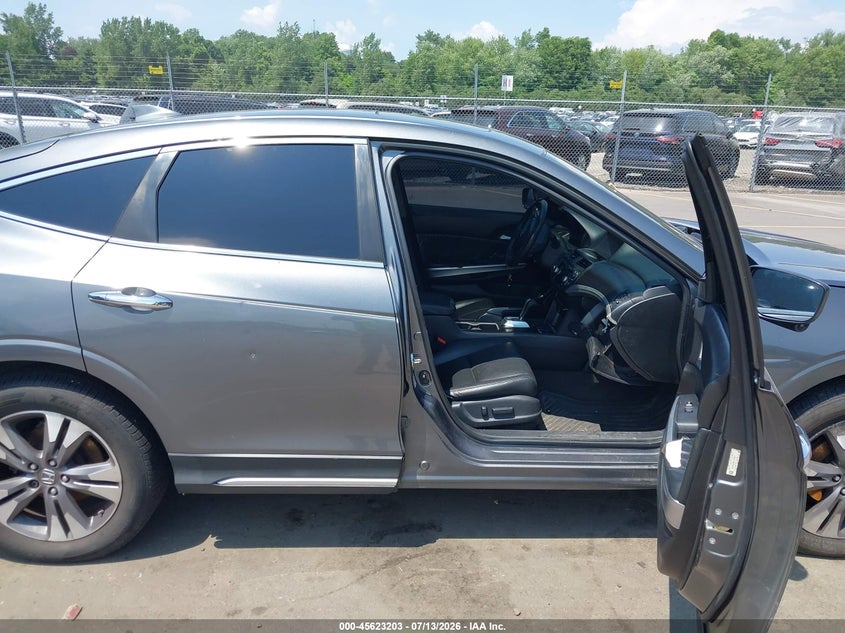 2014 Honda Crosstour VIN 5J6TF2H5XEL003477 IAAI salvage auction — NORMAL WEAR, Salvage Title, sold $1,050 on 2026-07-26 (photo 5)