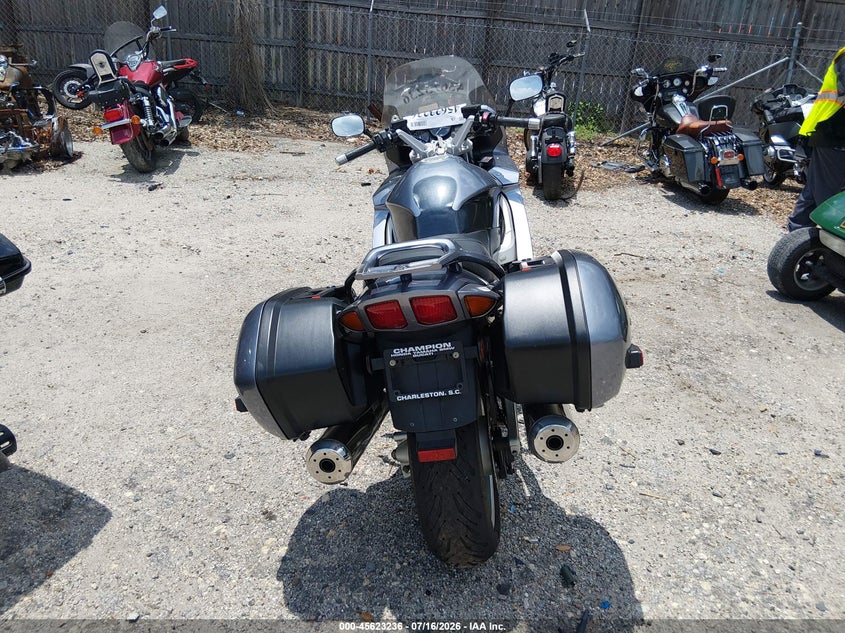 2004 Yamaha Fjr1300 VIN JYARP07E54A002035 IAAI salvage auction — NORMAL WEAR, Clear (South Carolina), sold $1,050 on 2026-07-21 (photo 6)