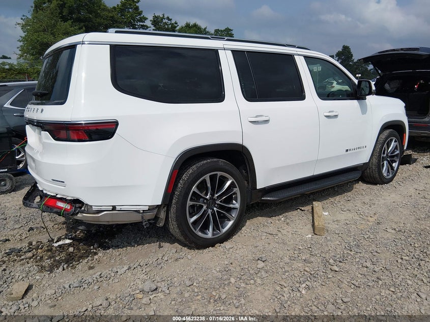 2022 Jeep Grand wagoneer VIN 1C4SJVBTXNS214984 IAAI salvage auction — REAR END, Salvage Title, sold $16,975 on 2026-09-05 (photo 4)