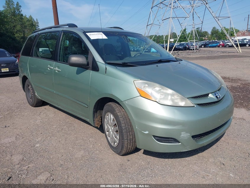 2010 Toyota Sienna VIN 5TDKK4CC0AS333572 IAAI salvage auction — NORMAL WEAR, Clear (Pennsylvania), sold $1,250 on 2026-07-24 (photo 1)
