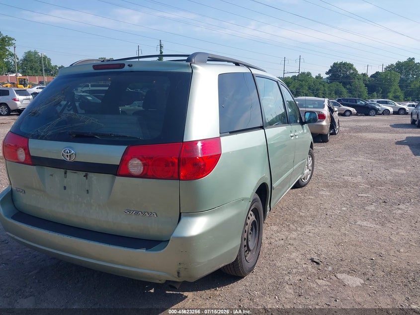 2010 Toyota Sienna VIN 5TDKK4CC0AS333572 IAAI salvage auction — NORMAL WEAR, Clear (Pennsylvania), sold $1,250 on 2026-07-24 (photo 4)