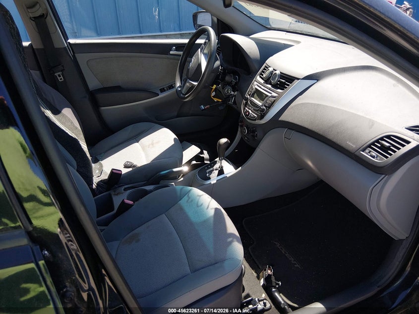 2013 Hyundai Accent VIN KMHCT5AE4DU089223 IAAI salvage auction — NORMAL WEAR, Clear (Indiana), sold $225 on 2026-07-29 (photo 5)