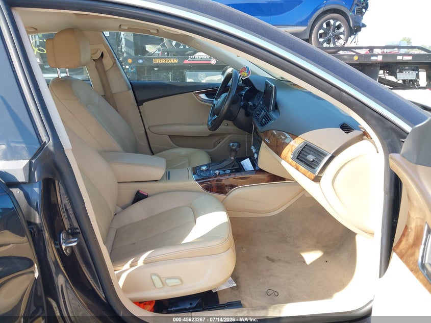 2013 Audi A7 VIN WAUYGAFC6DN034858 IAAI salvage auction — RIGHT SIDE, Salvage (Ohio), sold $1,750 on 2026-08-16 (photo 5)