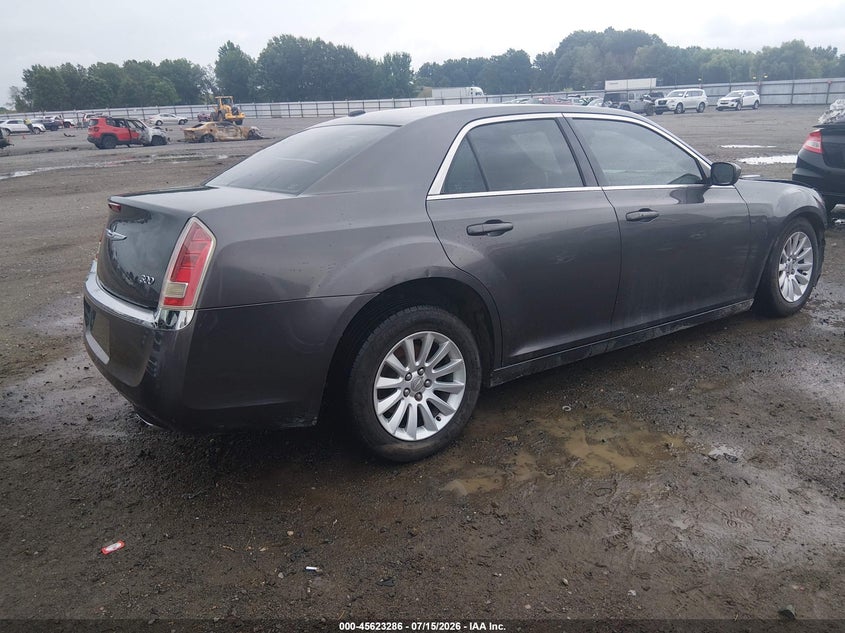 2013 Chrysler 300 VIN 2C3CCAAG3DH559960 IAAI salvage auction — FRONT END, Salvage Title, sold $1,150 on 2026-09-12 (photo 4)