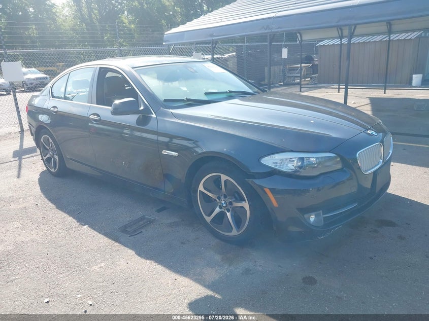 2012 BMW 5er VIN WBAFZ9C55CC751722 IAAI salvage auction — REAR END, Salvage (Connecticut), sold $1,750 on 2026-08-01 (photo 1)