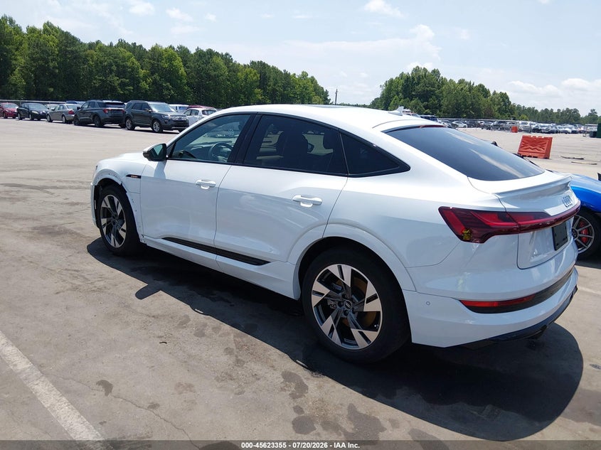 2022 Audi E-tron sportback VIN WA11AAGEXNB013059 IAAI salvage auction — LEFT FRONT, Salvage (North Carolina), sold $17,000 on 2026-08-02 (photo 3)