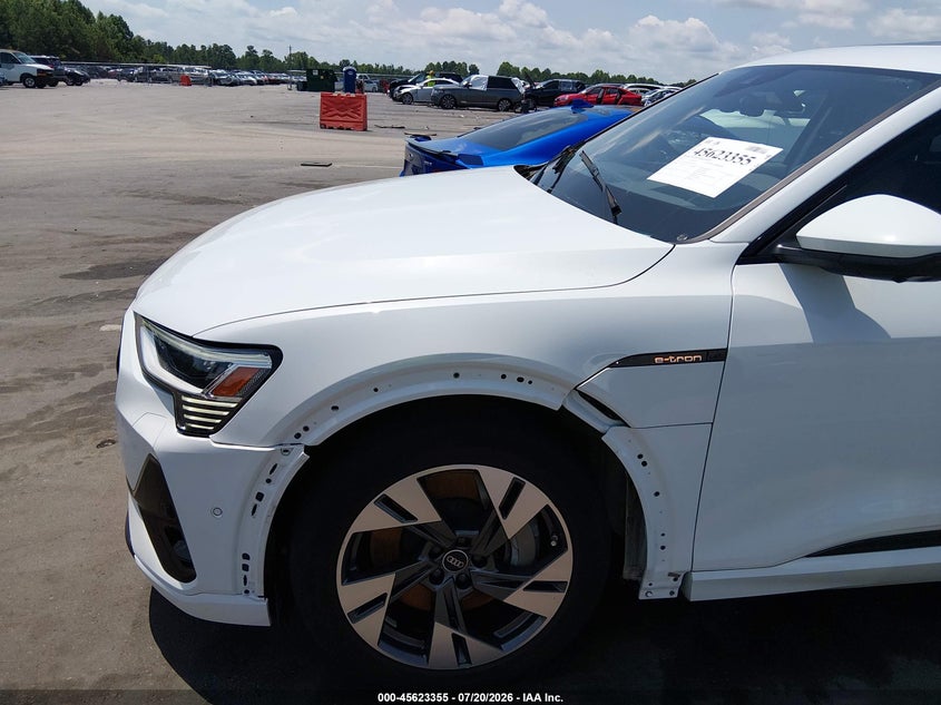 2022 Audi E-tron sportback VIN WA11AAGEXNB013059 IAAI salvage auction — LEFT FRONT, Salvage (North Carolina), sold $17,000 on 2026-08-02 (photo 6)