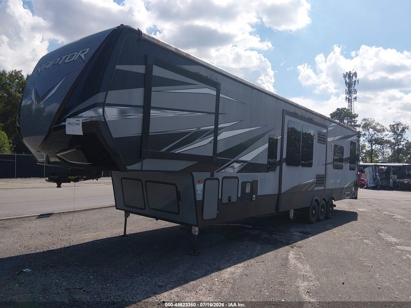 2020 Keystone Rv other VIN 4YDF42333LR800983 IAAI salvage auction — VANDALISM, Wait Title, sold $14,000 on 2026-10-07 (photo 2)