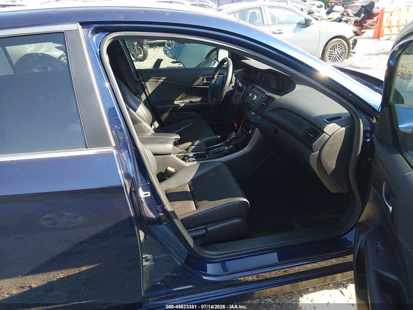 2016 Honda Accord VIN 1HGCR2F56GA180706 IAAI salvage auction — SIDE, Clear (Arkansas), sold $3,900 on 2026-07-29 (photo 5)