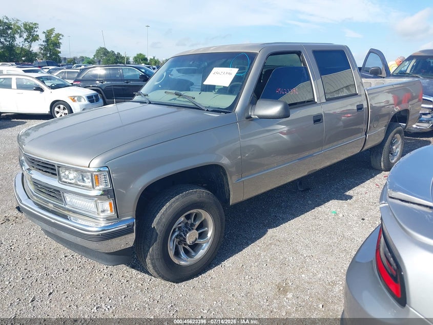 1999 Chevrolet C/k 2500 VIN 1GCGC23RXXF016936 IAAI salvage auction — SIDE, Salvage (Tennessee), sold $900 on 2026-07-25 (photo 2)