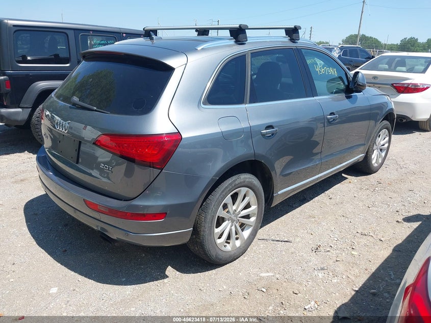 2013 Audi Q5 VIN WA1LFAFP0DA041664 IAAI salvage auction — NORMAL WEAR, Clear (Indiana), sold $1,100 on 2026-07-29 (photo 4)