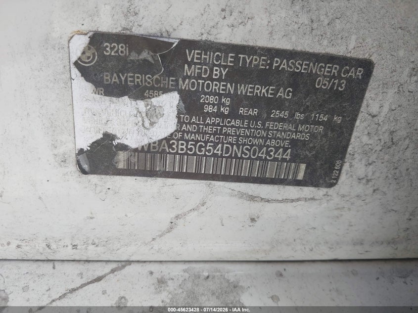 2013 BMW 3er VIN WBA3B5G54DNS04344 IAAI salvage auction — NORMAL WEAR, Salvage Title, sold $400 on 2026-07-30 (photo 9)