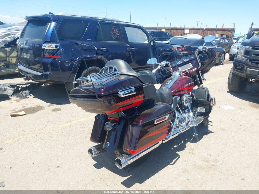 2017 Harley-davidson Electra glide VIN 1HD1TEF13HB956550 IAAI salvage auction — NORMAL WEAR, Salvage Title, sold $8,000 on 2026-08-04 (photo 4)