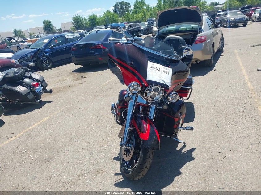 2017 Harley-davidson Electra glide VIN 1HD1TEF13HB956550 IAAI salvage auction — NORMAL WEAR, Salvage Title, sold $8,000 on 2026-08-04 (photo 5)