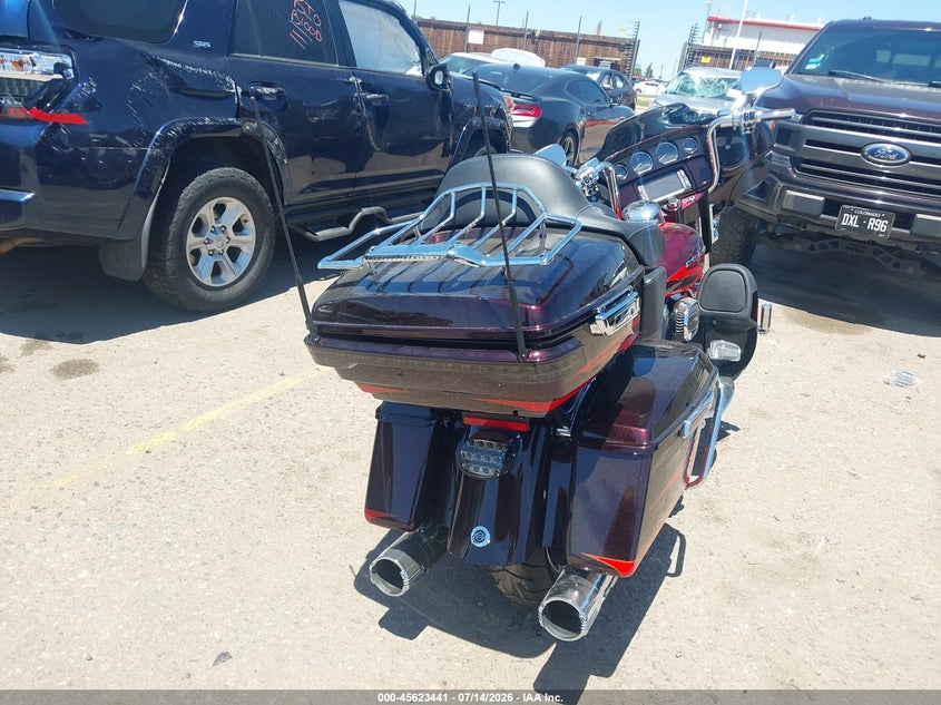 2017 Harley-davidson Electra glide VIN 1HD1TEF13HB956550 IAAI salvage auction — NORMAL WEAR, Salvage Title, sold $8,000 on 2026-08-04 (photo 6)
