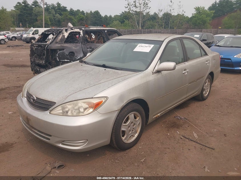 2002 Toyota Camry VIN JTDBE32K420041521 IAAI salvage auction — UNKNOWN, Clear (Massachusetts), sold $425 on 2026-07-24 (photo 2)