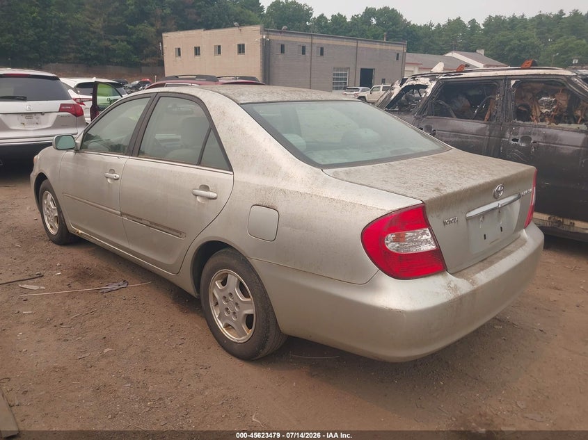 2002 Toyota Camry VIN JTDBE32K420041521 IAAI salvage auction — UNKNOWN, Clear (Massachusetts), sold $425 on 2026-07-24 (photo 3)