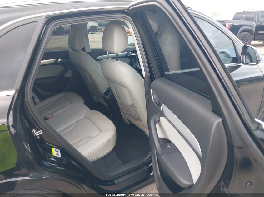 2015 Audi Q3 VIN WA1BFCFS3FR002549 IAAI salvage auction — NORMAL WEAR, Salvage Title, sold $25 on 2026-07-22 (photo 8)