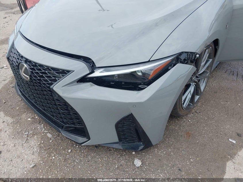 2024 Lexus Is VIN JTHGZ1B24R5080426 IAAI salvage auction — WATER/FLOOD, Salvage Title, sold $16,300 on 2026-08-25 (photo 6)