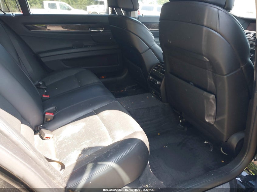 2011 BMW 7 series VIN WBAKB8C52BCY65849 IAAI salvage auction — NORMAL WEAR, Clear (Virginia), sold $125 on 2026-07-28 (photo 8)