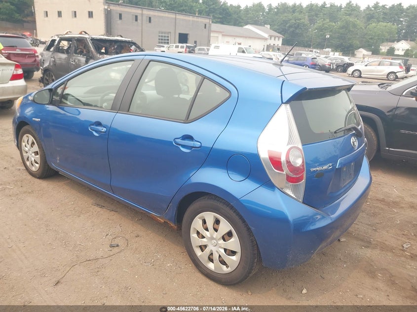 2012 Toyota Prius c VIN JTDKDTB3XC1519464 IAAI salvage auction — NORMAL WEAR, Salvage Title, sold $525 on 2026-07-17 (photo 3)