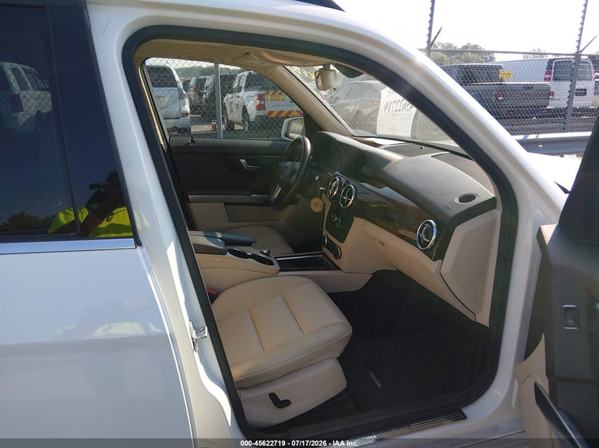2014 Mercedes-benz Glk-klasse VIN WDCGG5HB7EG302200 IAAI salvage auction — REAR END, Salvage (North Carolina), sold $2,450 on 2026-07-31 (photo 5)