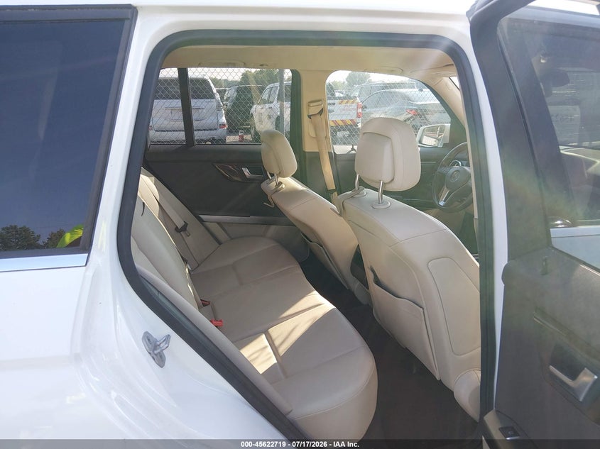 2014 Mercedes-benz Glk-klasse VIN WDCGG5HB7EG302200 IAAI salvage auction — REAR END, Salvage (North Carolina), sold $2,450 on 2026-07-31 (photo 8)