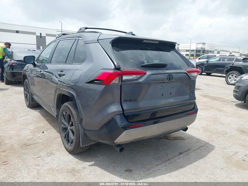 2025 Toyota Rav 4 VIN 4T3T6RFV1SU183264 IAAI salvage auction — SIDE, Original (Texas), sold $14,850 on 2026-09-22 (photo 3)