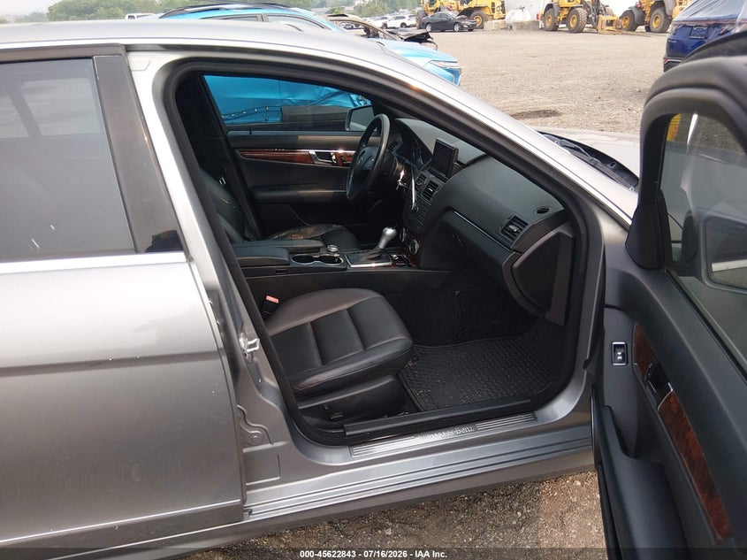 2011 Mercedes-benz C class VIN WDDGF8BB5BR164858 IAAI salvage auction — FRONT END, Salvage (Pennsylvania), sold $600 on 2026-08-07 (photo 5)