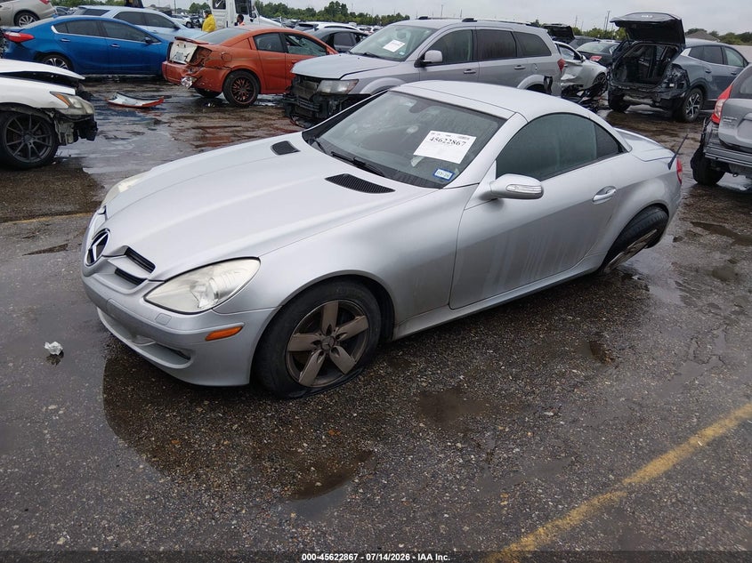 2006 Mercedes-benz Slk-class VIN WDBWK54F96F124031 IAAI salvage auction — SIDE, Salvage (Texas), sold $875 on 2026-08-12 (photo 2)