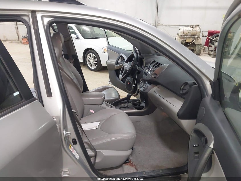 2009 Toyota Rav4 VIN JTMBK31V99D009249 IAAI salvage auction — NORMAL WEAR, Clear (Pennsylvania), sold $2,250 on 2026-07-16 (photo 5)