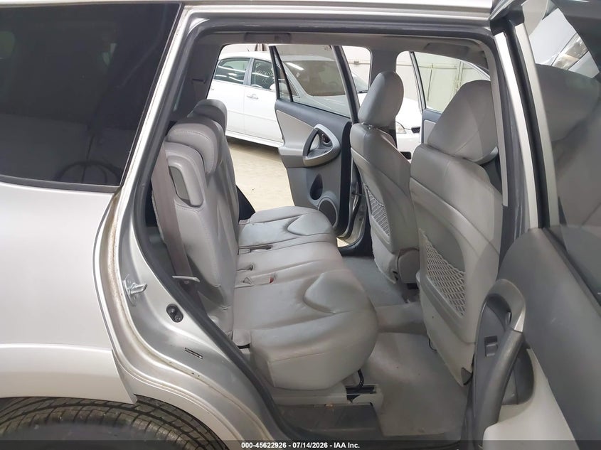 2009 Toyota Rav4 VIN JTMBK31V99D009249 IAAI salvage auction — NORMAL WEAR, Clear (Pennsylvania), sold $2,250 on 2026-07-16 (photo 8)