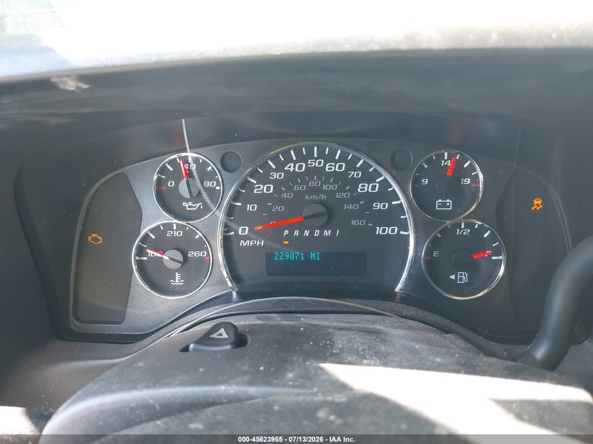 2019 Chevrolet Express 2500 VIN 1GCWGAFG3K1289372 IAAI salvage auction — NORMAL WEAR, Clear (Indiana), sold $3,425 on 2026-07-23 (photo 7)