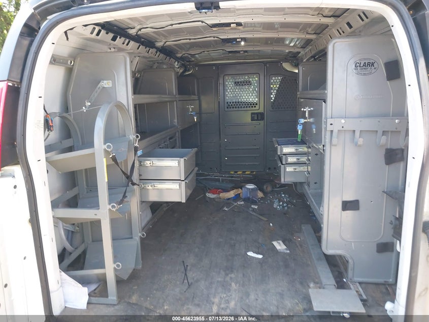 2019 Chevrolet Express 2500 VIN 1GCWGAFG3K1289372 IAAI salvage auction — NORMAL WEAR, Clear (Indiana), sold $3,425 on 2026-07-23 (photo 8)