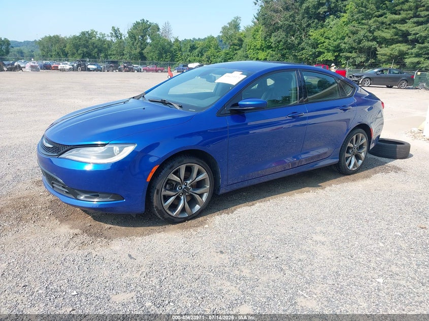 2016 Chrysler 200 VIN 1C3CCCBB3GN184310 IAAI salvage auction — REAR END, Salvage Title, sold $650 on 2026-07-31 (photo 2)