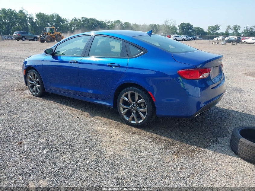 2016 Chrysler 200 VIN 1C3CCCBB3GN184310 IAAI salvage auction — REAR END, Salvage Title, sold $650 on 2026-07-31 (photo 3)