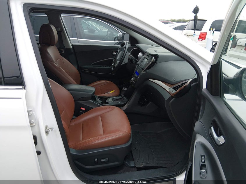 2013 Hyundai Santa fe VIN 5XYZU3LAXDG038790 IAAI salvage auction — NORMAL WEAR, Clear (Illinois), sold $2,850 on 2026-07-20 (photo 5)
