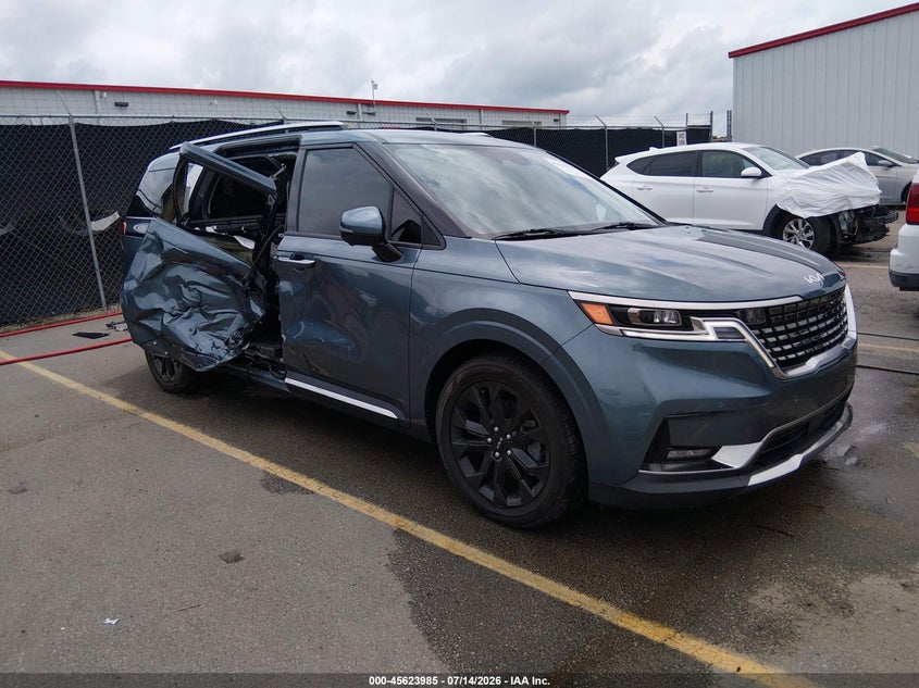 2023 Kia Carnival VIN KNDNE5H38P6258390 — IAAI salvage auction photo
