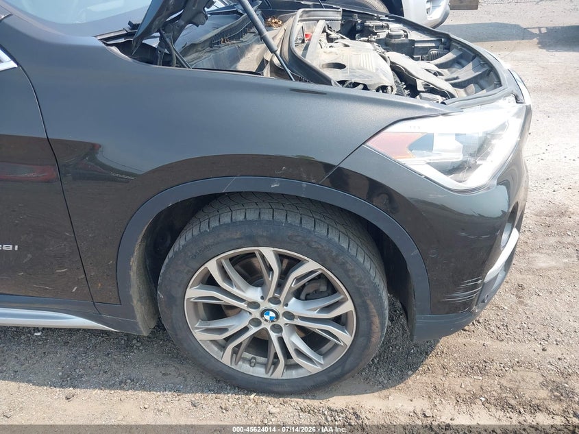 2016 BMW X1 VIN WBXHT3C35GP886287 IAAI salvage auction — NORMAL WEAR, Clear (Virginia), sold $1,775 on 2026-07-28 (photo 6)