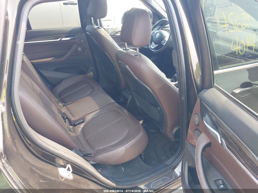 2016 BMW X1 VIN WBXHT3C35GP886287 IAAI salvage auction — NORMAL WEAR, Clear (Virginia), sold $1,775 on 2026-07-28 (photo 8)