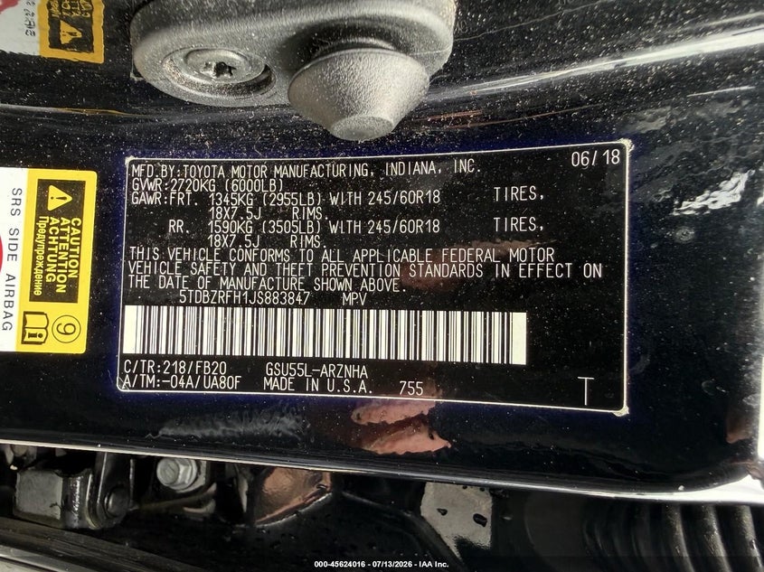 2018 Toyota Highlander VIN 5TDBZRFH1JS883847 IAAI salvage auction — NORMAL WEAR, Clear (Indiana), sold $10,100 on 2026-07-29 (photo 9)