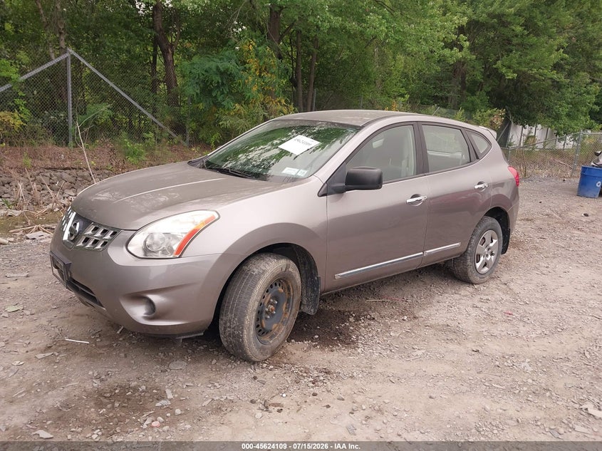 2011 Nissan Rogue sport VIN JN8AS5MV5BW686932 IAAI salvage auction — NORMAL WEAR, Clear (New York), sold $25 on 2026-07-28 (photo 2)