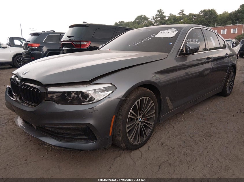 2019 BMW 5er VIN WBAJA7C55KWW20082 IAAI salvage auction — FRONT END, Salvage Title, sold $3,300 on 2026-08-04 (photo 2)