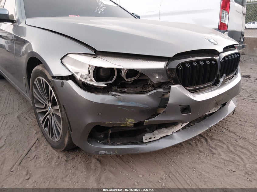 2019 BMW 5er VIN WBAJA7C55KWW20082 IAAI salvage auction — FRONT END, Salvage Title, sold $3,300 on 2026-08-04 (photo 6)