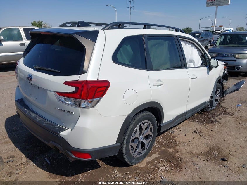 2024 Subaru Forester VIN JF2SKACC5RH453609 IAAI salvage auction — RIGHT FRONT, Salvage (New Mexico), sold $4,650 on 2026-08-26 (photo 4)