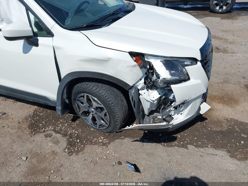 2024 Subaru Forester VIN JF2SKACC5RH453609 IAAI salvage auction — RIGHT FRONT, Salvage (New Mexico), sold $4,650 on 2026-08-26 (photo 6)