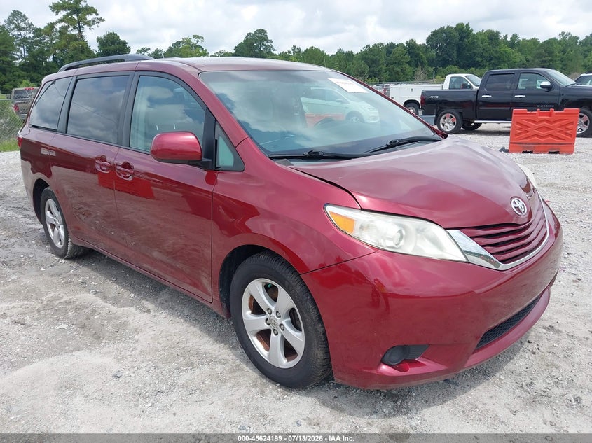 2016 Toyota Sienna VIN 5TDKK3DC7GS693391 IAAI salvage auction — NORMAL WEAR, Salvage Title, sold $400 on 2026-07-28 (photo 1)