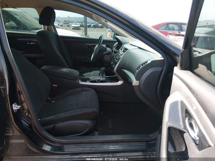 2014 Nissan Altima VIN 1N4AL3AP4EC294250 IAAI salvage auction — NORMAL WEAR, Clear-Dealer Only (Arizona), sold $850 on 2026-08-22 (photo 5)