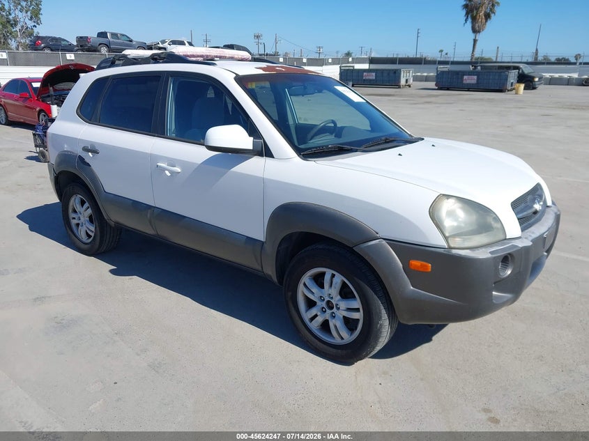 2006 Hyundai Tucson VIN KM8JN12D46U421261 IAAI salvage auction — NORMAL WEAR, Clear - Dealer Only (California), sold $675 on 2026-07-22 (photo 1)